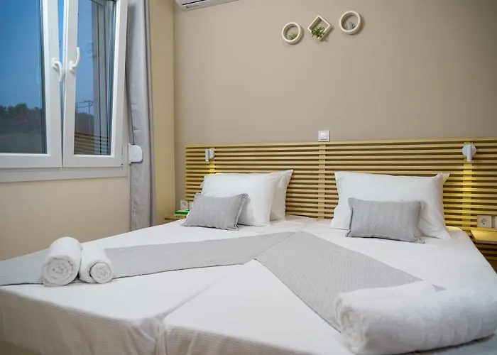 Rodou & Ferienhaus *